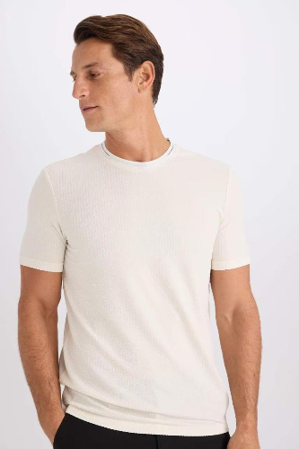 Resim Defacto Erkek  T-shirt D7225AXER85