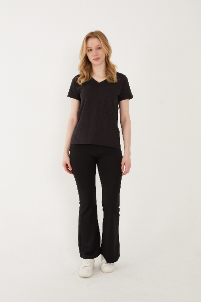 Resim Viole&More 1001 Flamlı Cepli V Yaka Kadın T-shirt