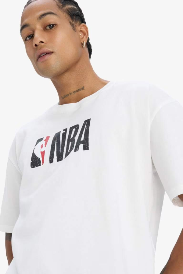 Resim Defacto Erkek  T-shirt W6365AZER105
