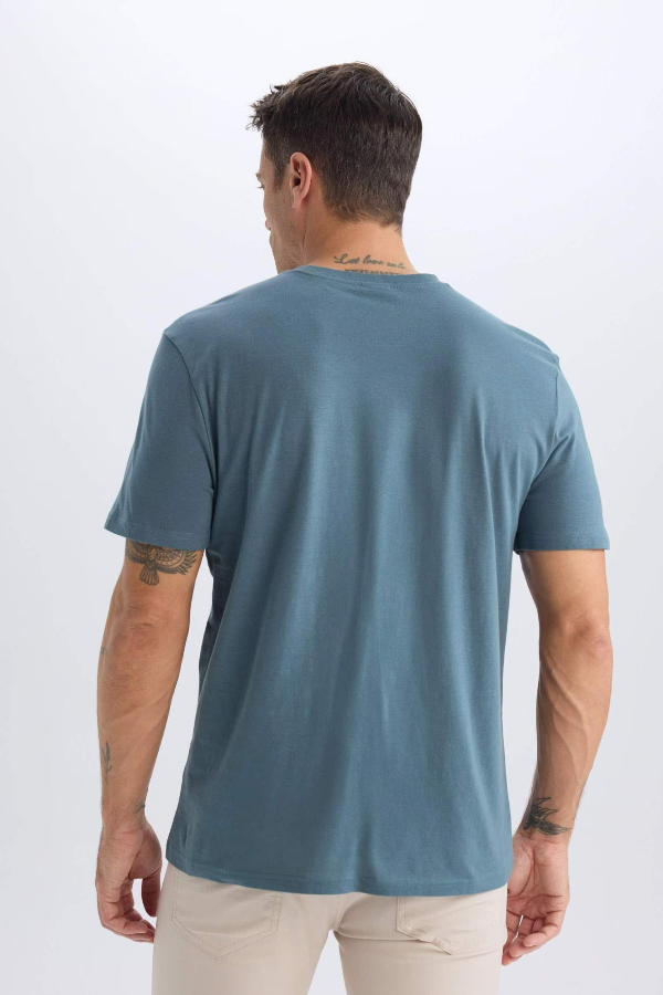Resim Defacto Erkek  T-shirt V7699AZBE576