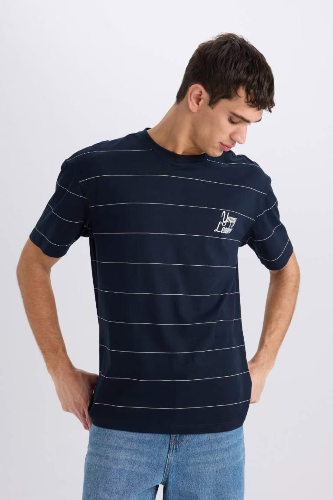 Resim Defacto Erkek  T-shirt E0592AXNV253