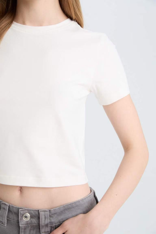 Resim Defacto Kadın T-shirt Z8790AZ/WT32