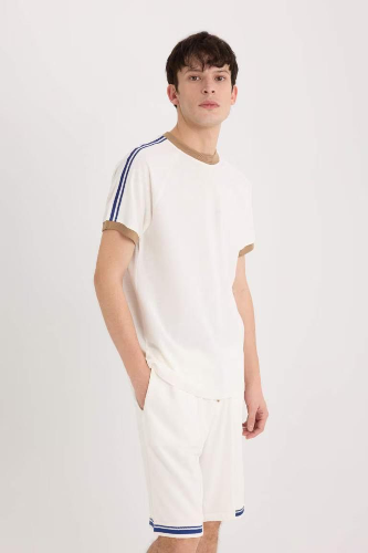 Resim Defacto Erkek  T-shirt C2563AXER105
