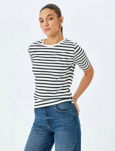 Resim Koton Kadın T-shirt 5SAK50040EK