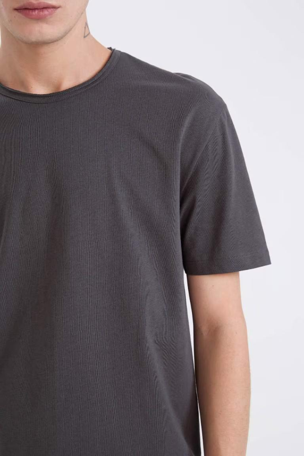Resim Defacto Erkek  T-shirt D5481AXAR104