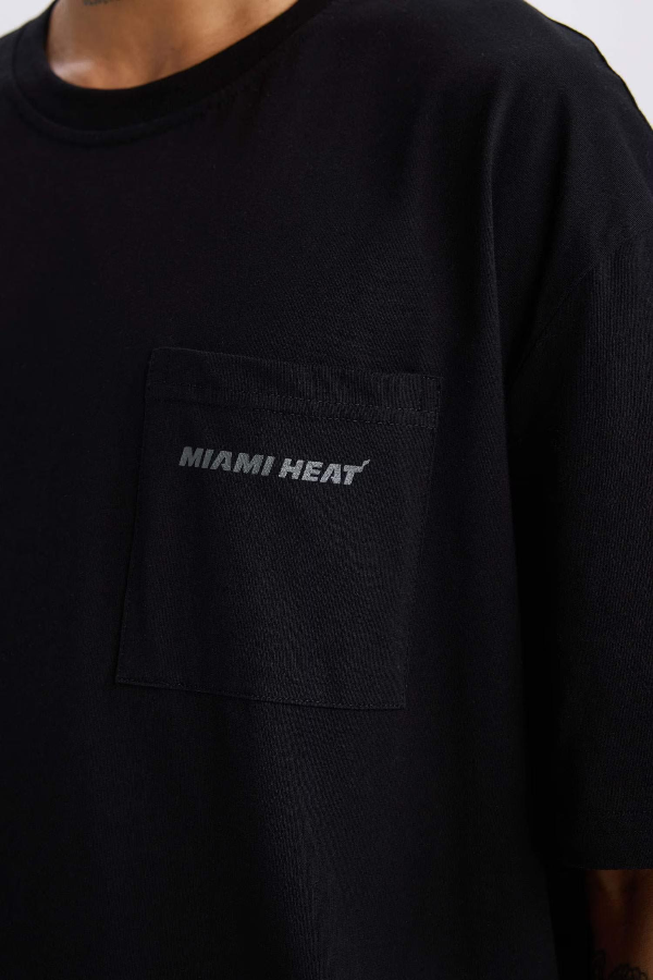 Resim Defacto Erkek  T-shirt E0067AXBK81