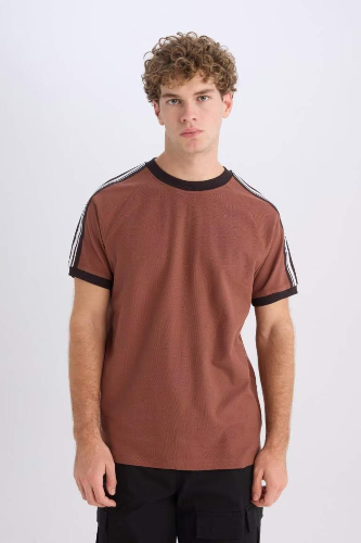 Resim Defacto Erkek  T-shirt C2563AXBN326