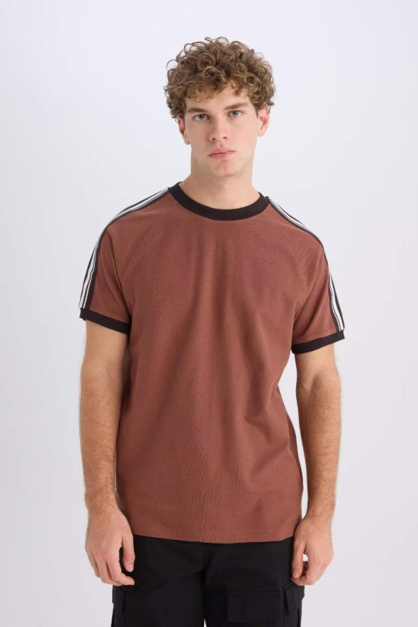 Resim Defacto Erkek  T-shirt C2563AXBN326