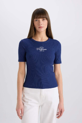 Resim Defacto Kadın Kısa Kol T-shirt E5070AXNV42