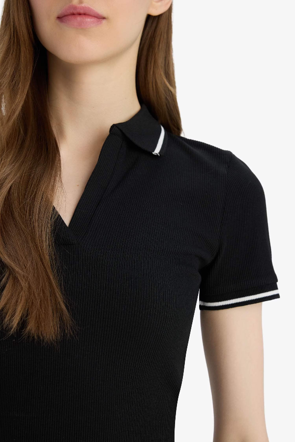 Resim Defacto Kadın Kısa Kol T-shirt E7906AXBK81