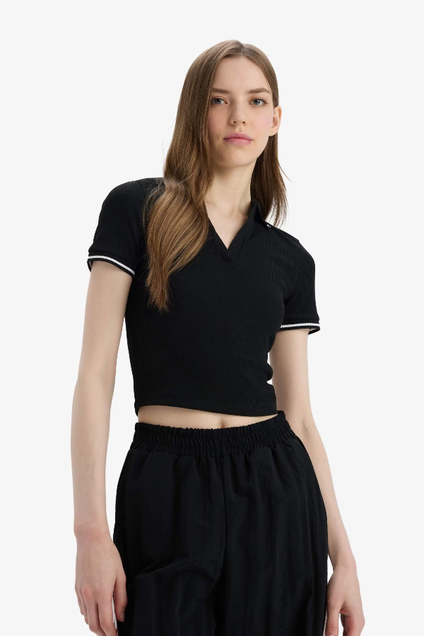 Resim Defacto Kadın Kısa Kol T-shirt E7906AXBK81