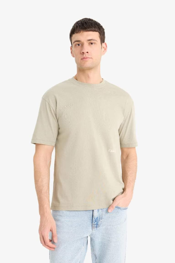 Resim Defacto Erkek  T-shirt E3256AXKH488