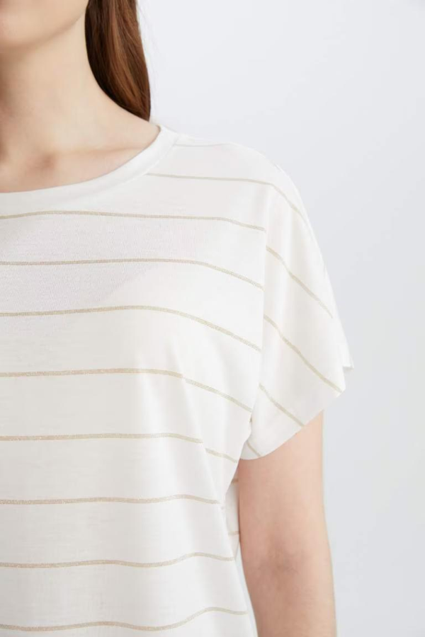 Resim Defacto Kadın Kısa Kol T-shirt E6075AXER105