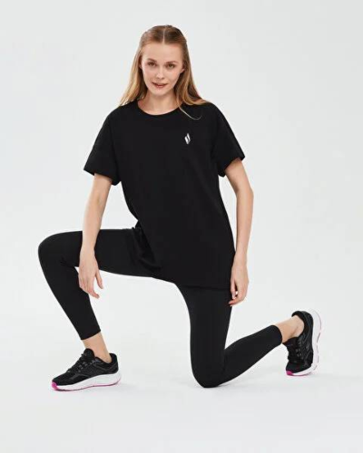 Resim Skechers W Crew Neck Graphic Tee Kadın  T-shirt S221482-001