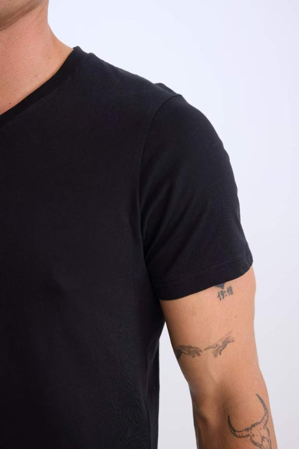 Resim Defacto Erkek  T-shirt D7938AXBK81