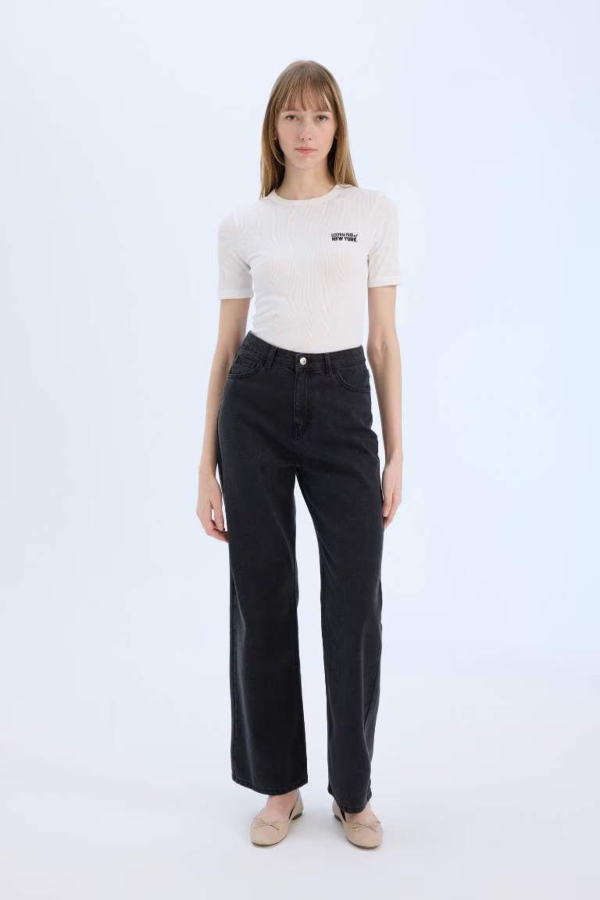 Resim Defacto Kadın Kısa Kol T-shirt E5068AXER105