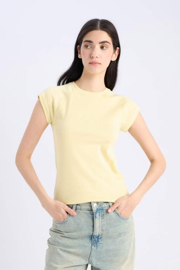 Resim Defacto Kadın T-shirt C7334AX/YL83