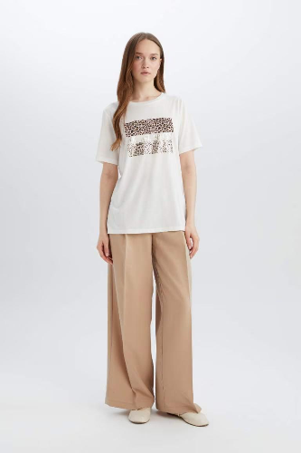 Resim Defacto Kadın Kısa Kol T-shirt D8925AXER138