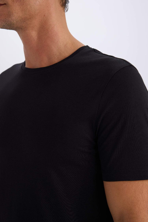 Resim Defacto Erkek  T-shirt M6606AZBK81