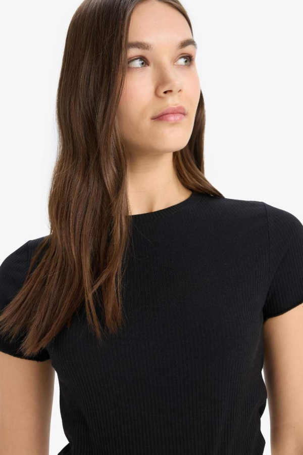 Resim Defacto Kadın Kısa Kol T-shirt K7064AZ/BK81