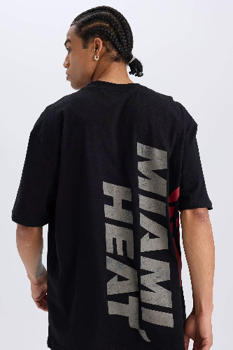 Resim Defacto Erkek  T-shirt E0067AXBK81