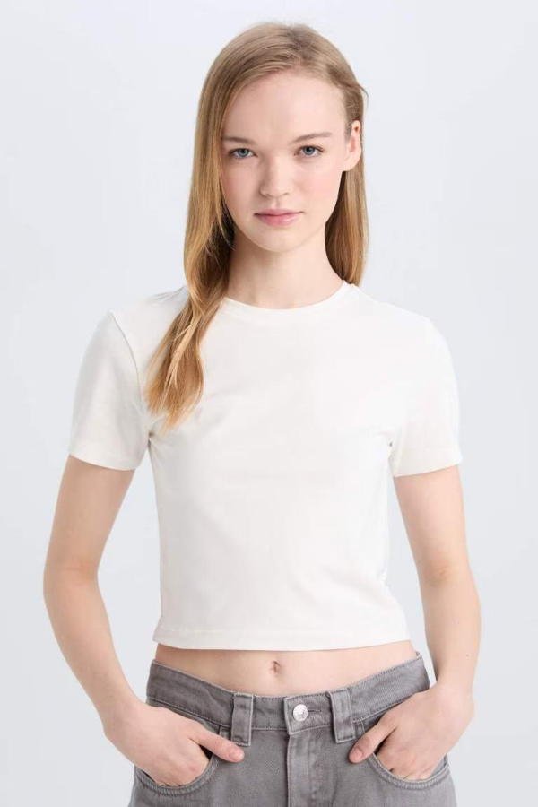 Resim Defacto Kadın T-shirt Z8790AZ/WT32