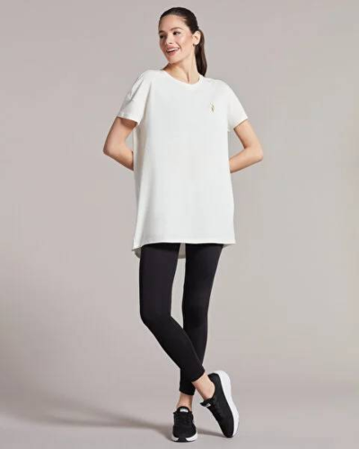 Resim Skechers W Crew Neck Graphic Tee Kadın  T-shirt S221482-102