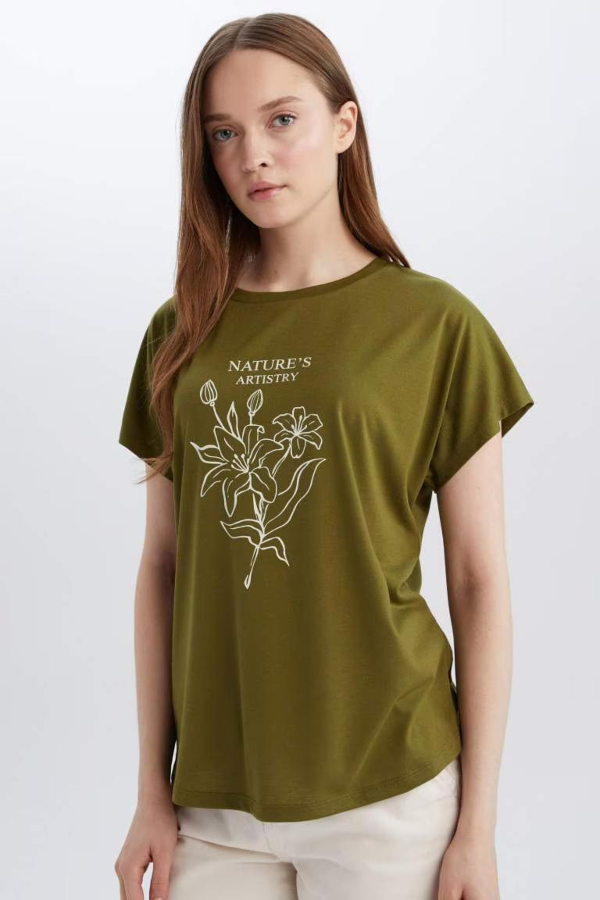 Resim Defacto Kadın Kısa Kol T-shirt E4352AXKH451